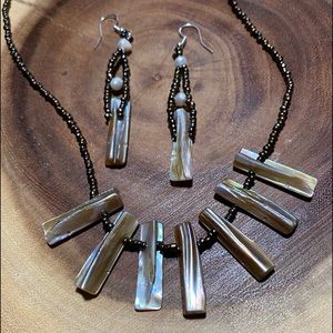 Hand crafted elegant bohemian beach necklace and earrings shell pearl and glass